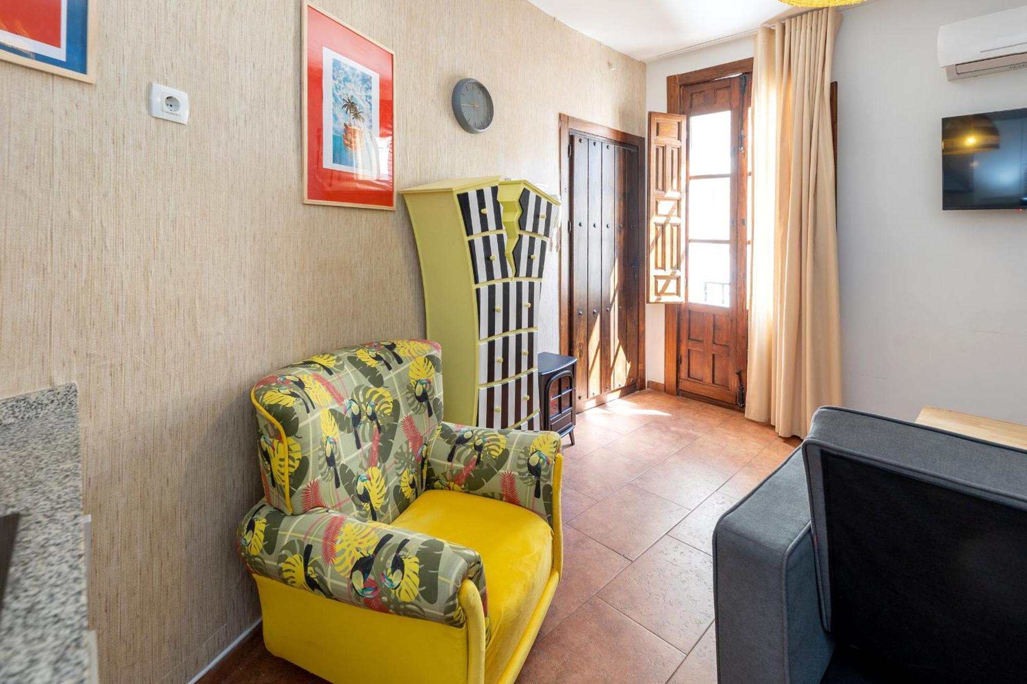 Apartamentos - Pinksparrow - Granada Ruang foto